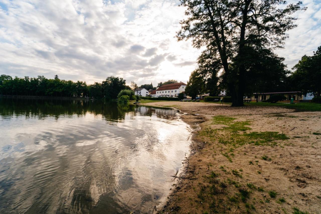 Resort Lesak Хлум у Требоне Екстериор снимка
