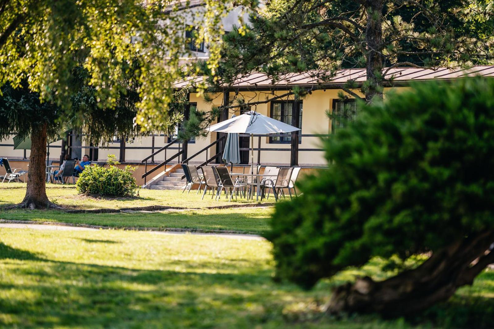 Resort Lesak Хлум у Требоне Екстериор снимка